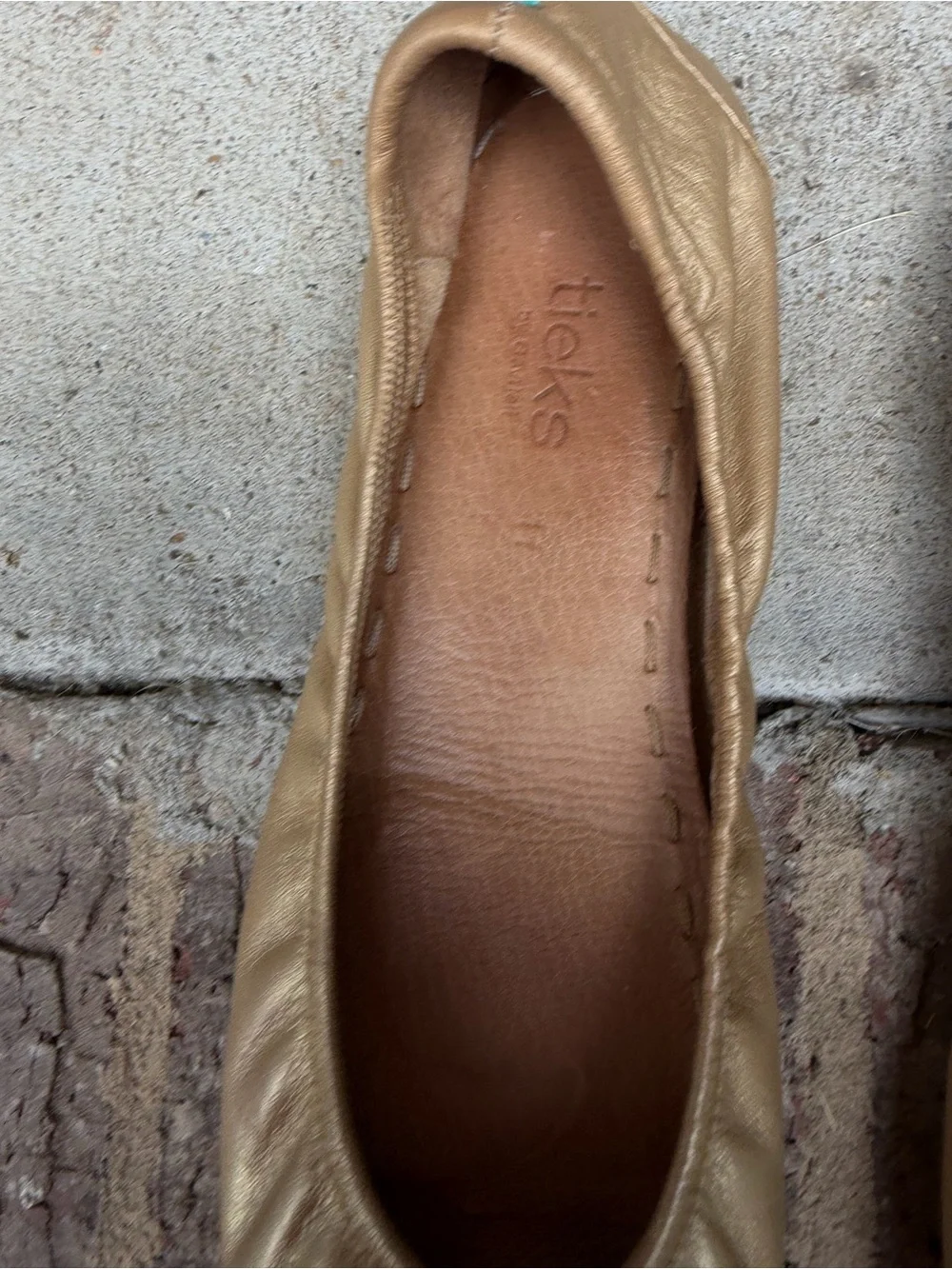 Tieks Metallic Gold Ballet flats size 11